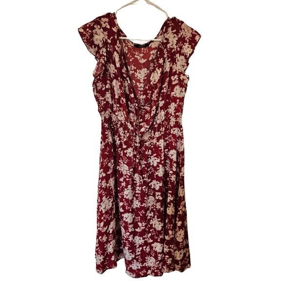 Dresses & Skirts - Red Floral Dress